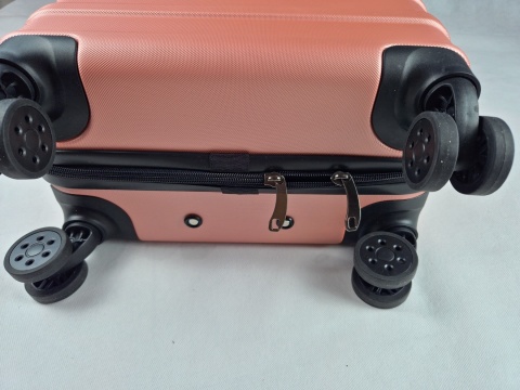 Cabin Max Anode mała podróżna Kabinowa walizka 45 x 36 x 20 cm Różowa
