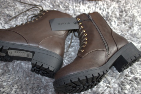 Klasyczne Botki Damskie Bianco Trapery Brązowe skórzane Glany jesień Roz. 38