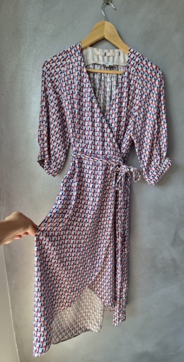 Sukienka wzorzysta z wiązaniem NOA NOA 89% Viscose 38