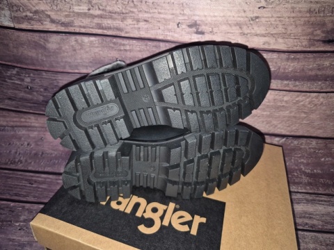 Wrangler glany damskie Trapery z futerkiem Seattle Alaska Leather WL22505A Czarny 37