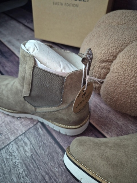 Botki na platformie sztyblety buty jesienne damskie ocieplane Earth Edition Marco Tozzi 40 26 cm